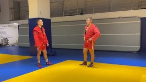 Проход в одну ногу. Евгений Максимов