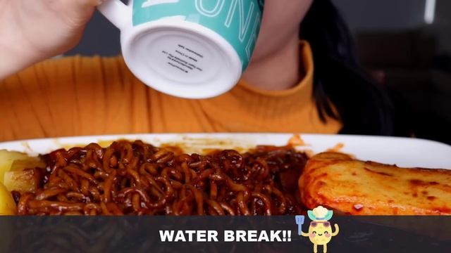 ASMR TRUFFLE BLACK BEAN NOODLES CHAPAGETTI | FIRE SAUCE + FISH CAKES | 炸酱面 | 咀嚼音 | 먹방 EATING NOODLE