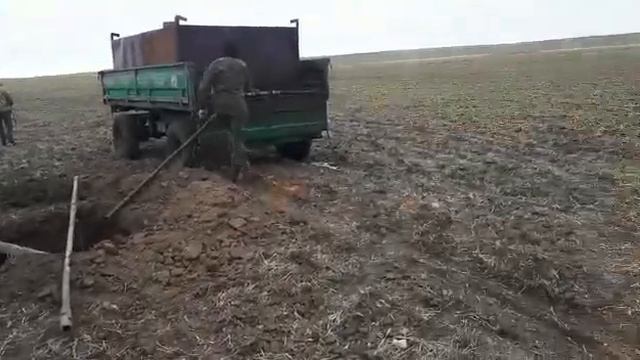 Миндалевый сад Лосковых. Часть 24. Бурение скважины. Продолжение смотреть онлайн