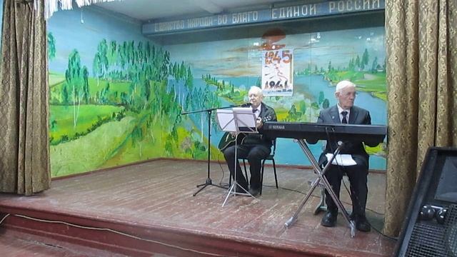 Песня:  "Помолись за меня моя мама"