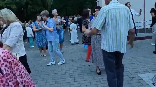 23.09.23г..._Надо было в Другую Влюбиться_... в Гомельском парке... смотреть онлайн