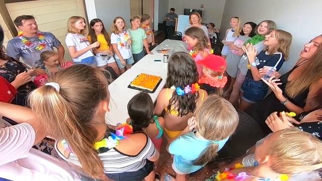 Летний лагерь 2018. Продолжение смотреть онлайн