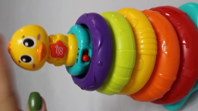 Пірамідка музична Райдужна Утя 2101 смотреть онлайн