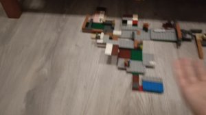 Дети построили Лего домик.Лего-персонажи
.mp4