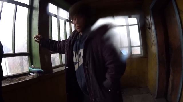 ДЕГУСТАЦИЯ КРЕВЕТОК // ДНЕВНИК БОМЖА смотреть онлайн