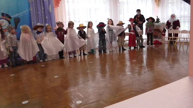 Новий рік ст.гр. РОМАШКА ДНЗ ВЕСЕЛКА  1 частина