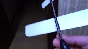 Какашка на пальце и желейный медведь Валера