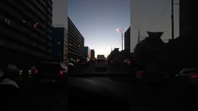 НЛО в небе над Москвой. 18 марта 2018 смотреть онлайн