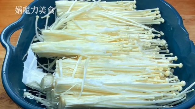 砂鍋鱸魚正宗做法，鮮香滑嫩又入味，比清蒸的味道更妙更香，收藏【娟魔力美食】，#砂鍋鱸魚料理，#砂鍋鱸魚食譜，#砂鍋鱸魚正宗做法