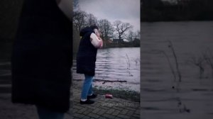 Ласковая лилия – Пососаться в кино | Канал Шлёсса