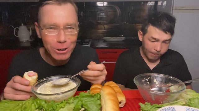 Мукбанг | Сосиски в тесте | страшилки 😀 смотреть онлайн