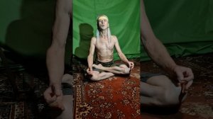 Пётр Сотник/йога для начинающих/поза лотоса
