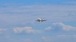 Gulfstream Aerospace GIV-X G450 / Rolls Royce TAY 611-8C Landing At New Century AirCenter - N1SN