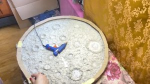 Гигантская блестящая Луна своими руками: 2 метра света и магии!