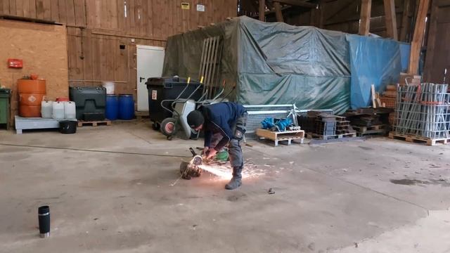 Bohrkopf felsbohrschnecke ---- Буровая насадка для бурения скважин смотреть онлайн