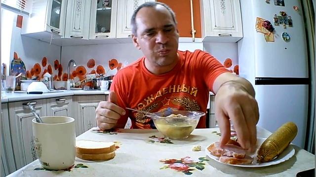 Мукбанг.Сварил ГОРОХОВЫЙ суп получился вкусный. Поел с ветчиной и паштетом и Кофе с чесноком 👍