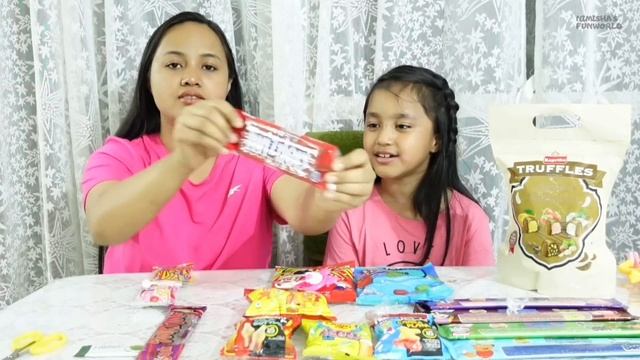 Eating Different Types Of Candy / What A Lucky Day For Nimisha 🤩🤣 смотреть онлайн