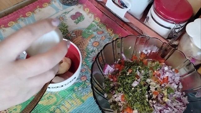 Салат с опятами -