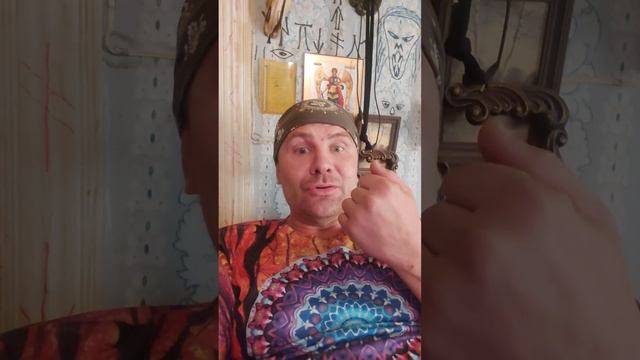 С Мир ением и мухомором, против агрессии,можно добиться Дзена смотреть онлайн