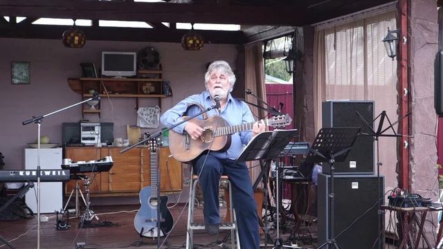 Юрий Бавыкин "Школа поющей поэзии". Фрагмент моего выступления на "Поющей беседке 2022". смотреть онлайн