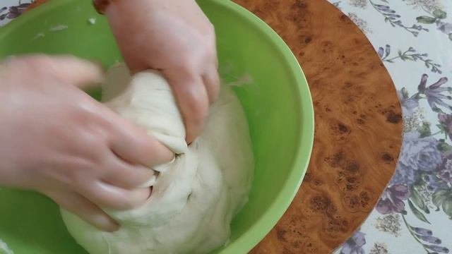 Это лучшее дрожжевое тесто для пиццы,турецких пиде,хачапури👌Минимум продуктов#подпишитесь#subscribe