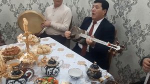 Каримбой Рахмонов Гурлан Вазирда Курол шуронинг 70 ёшлик юбилейида табриклади