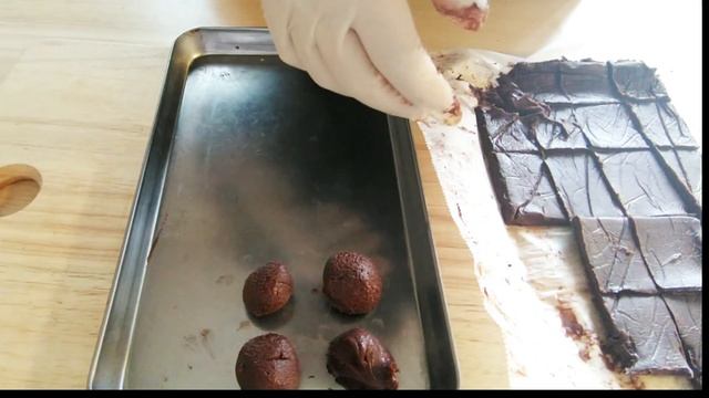 【抹茶とミルクのチョコレートトリュフ】とろける口当たり！プレゼント用に大量生産｜簡単でリーズナブル смотреть онлайн