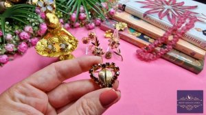 30. Розовые винтажные украшения