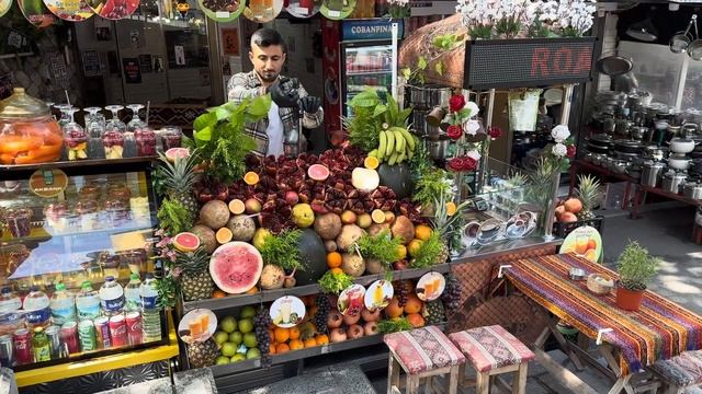 Пешком по Стамбулу в апреле 2024, Сулеймание, захоронение Хюррем, улица Истикляль…. смотреть онлайн