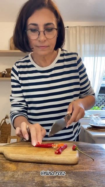 САЛАТ ОКАЗАЛСЯ -ВКУСНЕЕ,ЧЕМ Я ДУМАЛА!)👌🏻 смотреть онлайн