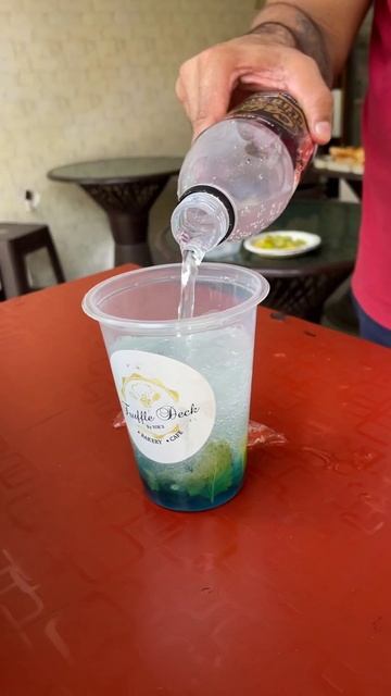 Blue Cocktail Drink with Cheesy Pasta #firstbite2000 #youtubeshorts #shorts смотреть онлайн