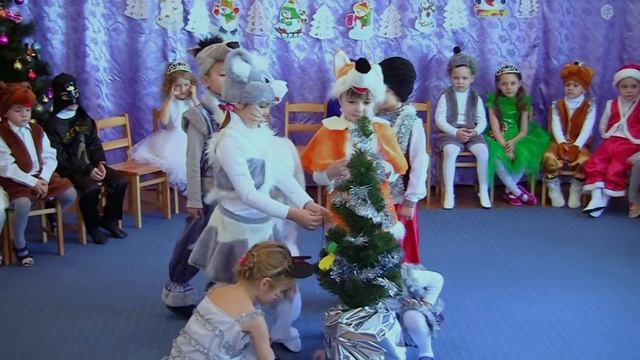 Новий 2018 рік. Д/с "Сонечко". Група "Веселка" смотреть онлайн