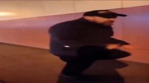 БОМЖ ТАНЦУЕТ ПОД ВЫКЛЮЧАТЕЛЬ 1 ЧАС