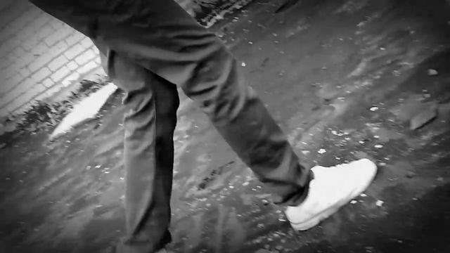 E.S ft. V.A  2011 ("Кривые пути") смотреть онлайн