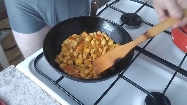 МУХОМОР КРАСНЫЙ ЖАРИМ смотреть онлайн