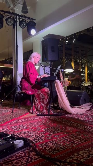 💜 От концерта до сих пор отходим, если честно.