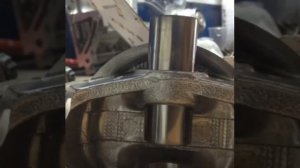 Идеальный зазор поршневого пальца.