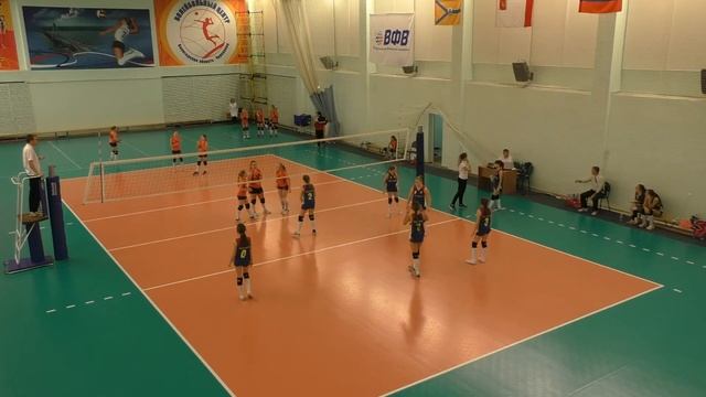 ВОЛЕЙБОЛ Тутаев - Всеволожск Первенство России по волейболу среди девушек 2003-2004 в Череповце 201