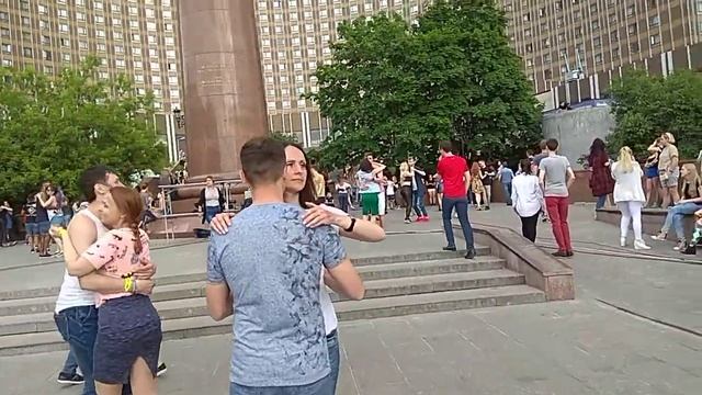 Танцы в Космосе )) смотреть онлайн