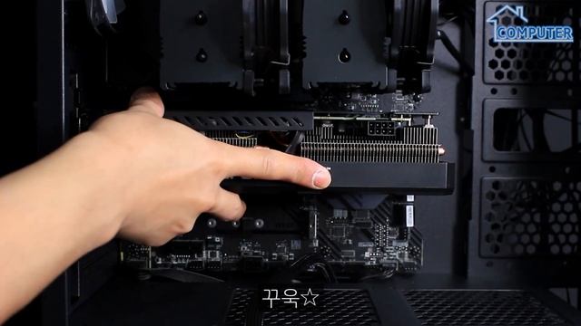 공랭 쿨러 중에 끝판왕! NOCTUA NH-D15 Chromax.Black смотреть онлайн