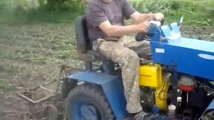 минитрактор мотор сич с мотыгою.