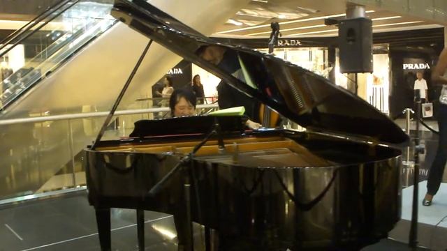 Leaving On A Jet Plane by Carol Gomez  Paragon Music En Vogue 23 May 11