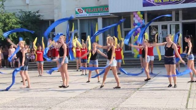 Звезды выходят на сцену. Скадовск. 2015г. смотреть онлайн