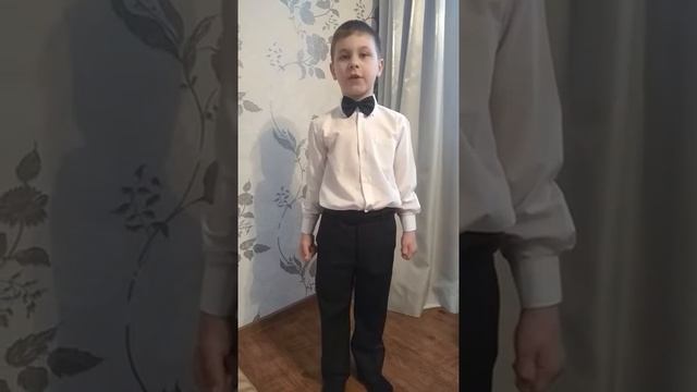 Клочков Ярослав 6,5 лет. Стихотворение "Курган победы'.