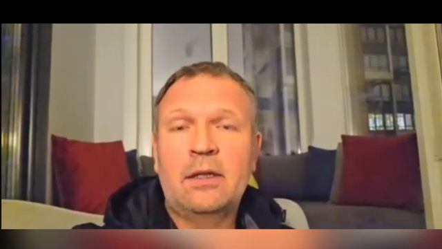 Заслуженный артист России Петр Баранчеев предупреждает дончан об опасности кибермошенничества