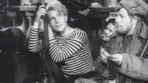 Тучи над городом встали - Человек с ружьем