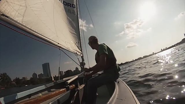 Community Boating Helmsman (aka Mercury Yellow) Test Video