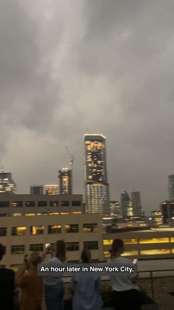 America's eclipse seen from Texas and New York #eclipse #nyc #texas #solareclipse #americaeclipse смотреть онлайн