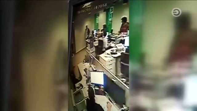 Перехват 20.09.2017 Поймали грабителя банка смотреть онлайн