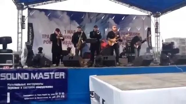 Fанк Sтерлинг - Sun siense (ЦУМ 01.05.2012) смотреть онлайн